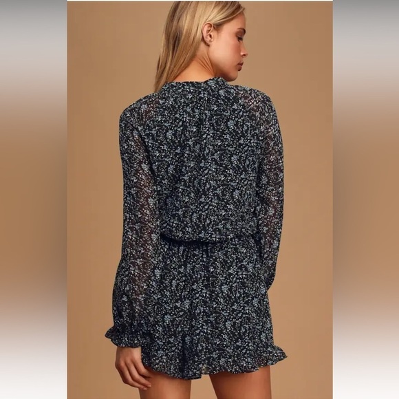 Lulu’s Love Grows Black Floral Print Long Sleeve Tie-Neck Romper - Picture 3 of 9
